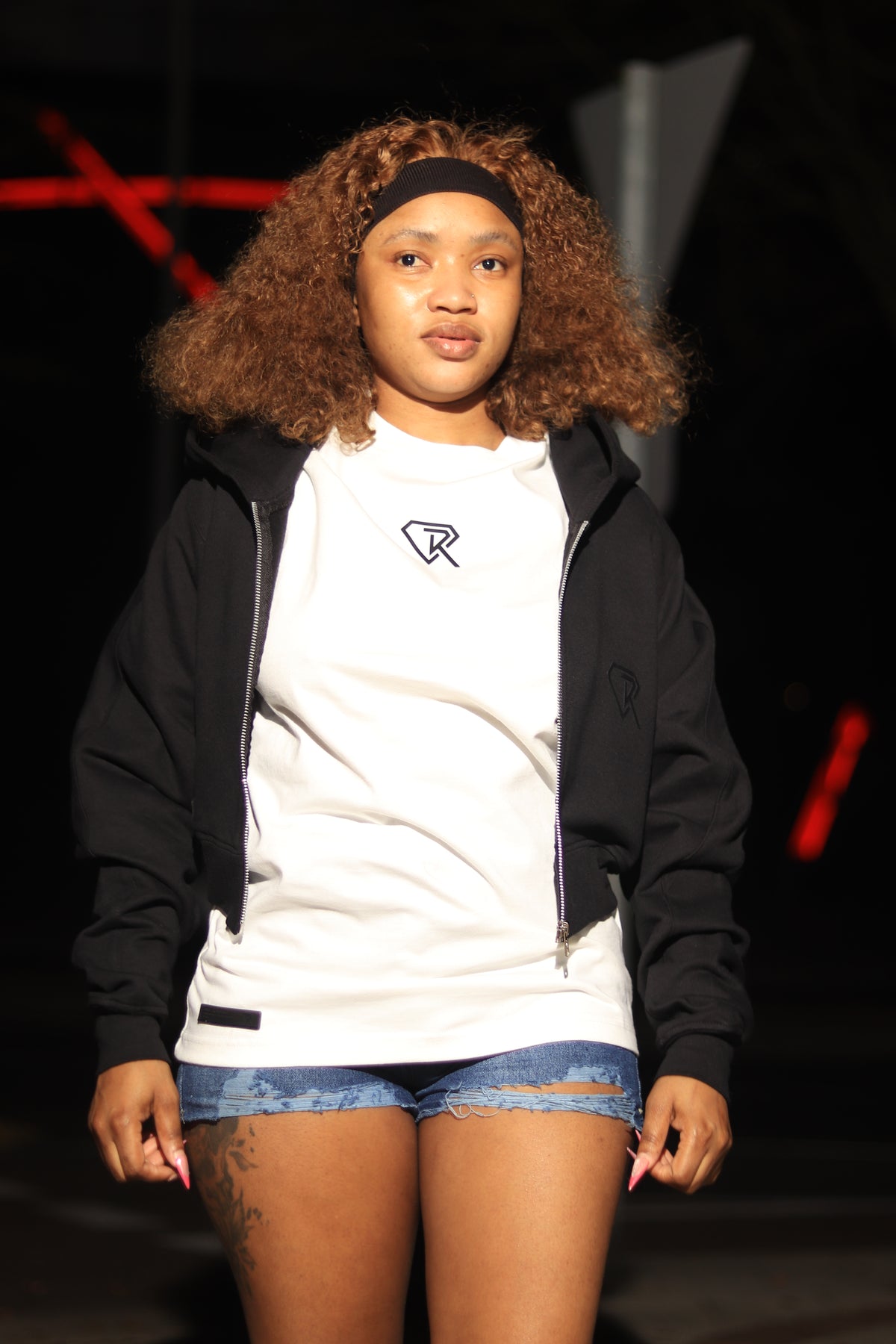 CORE CROP HOODIE